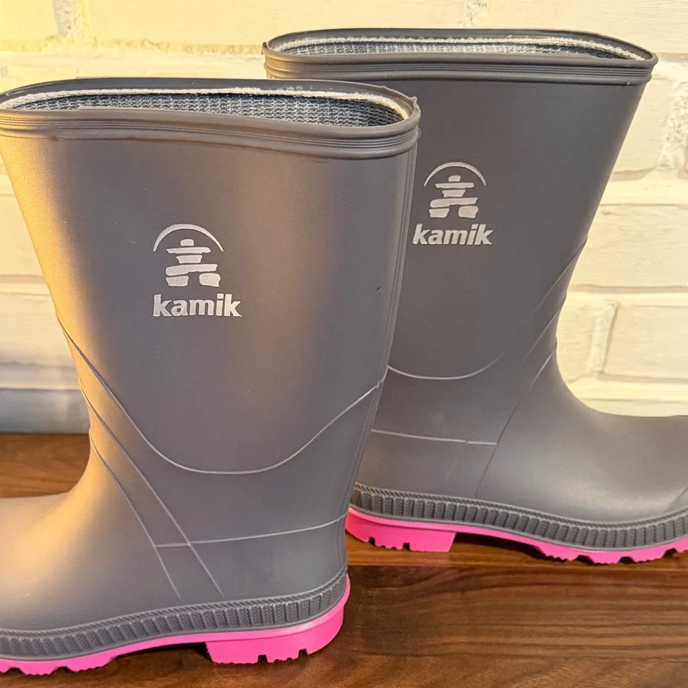Kamik Kids Gray Pink Stomp Waterproof Rubber Rain Boots Size 4 Lug Sole Slip On